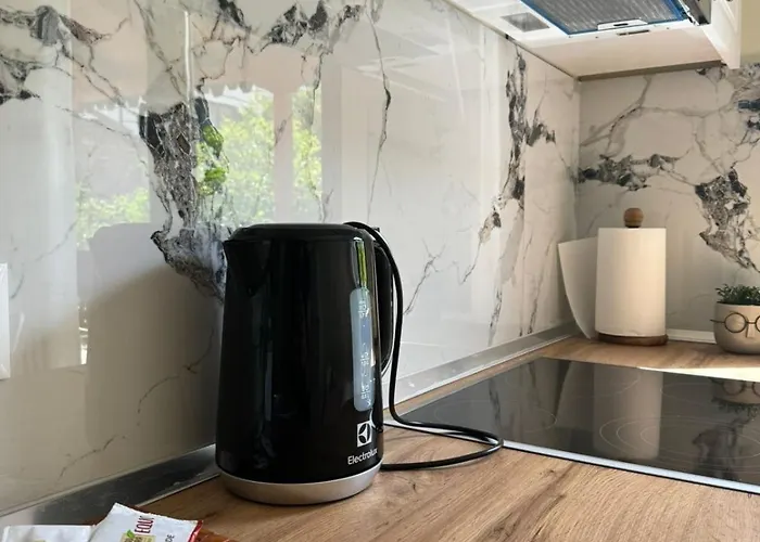 Apartament With Balcony Tirana